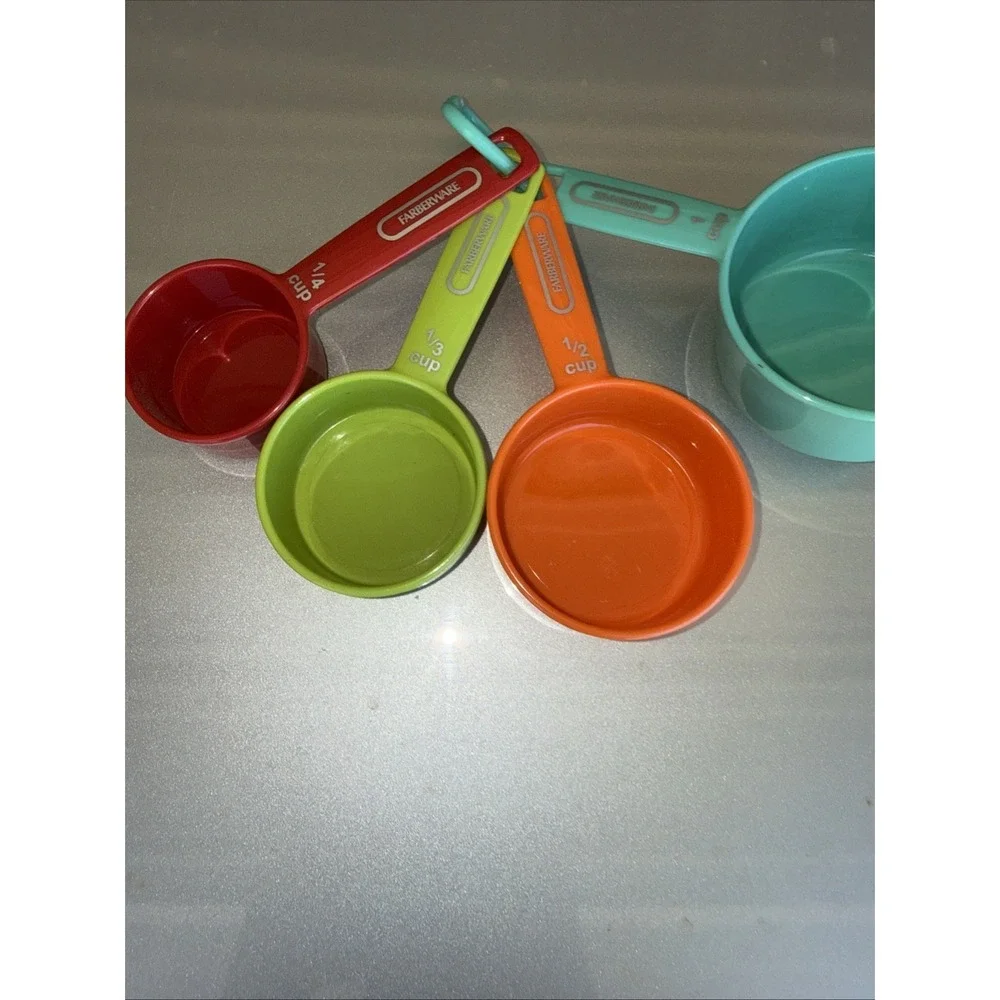 FARBERWARE 4-Piece Measuring Cup Set with Coffee Scoop - Multicolor
